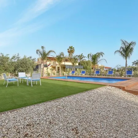 Selinon Oda ve Kahvaltı 3*