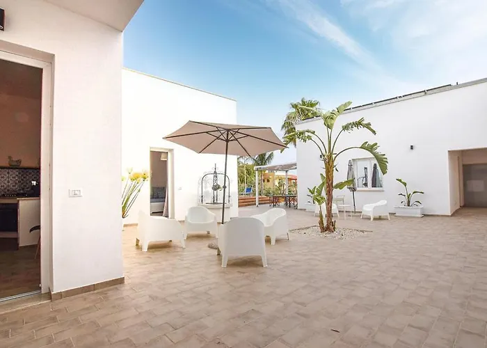 לינה וארוחת בוקר Selinon 3*